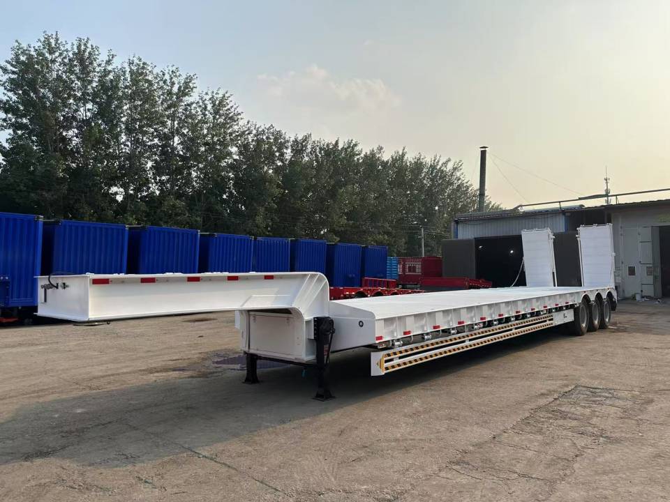 DERUN PATH көлігі төмен кереуетті жартылай тіркемелер Логистиканы Шығыс Африкада логистиканы жаңартуға көмектесу үшін сәтті жіберді