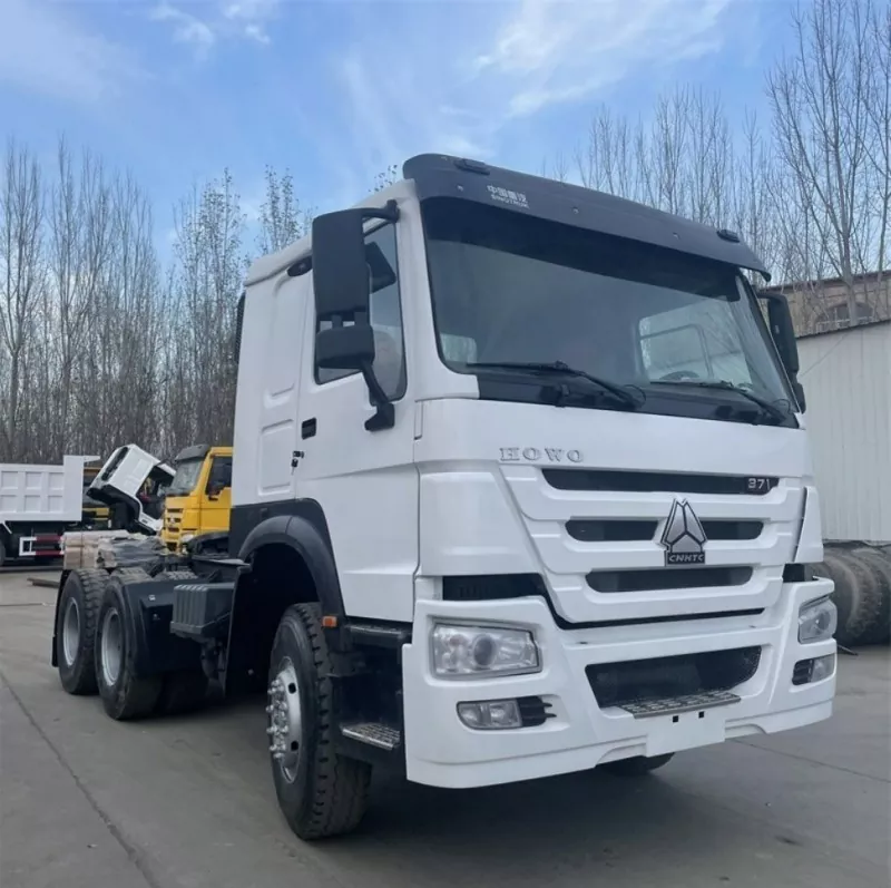 Пайдаланылған HOWO 6x4 371HP тракторы