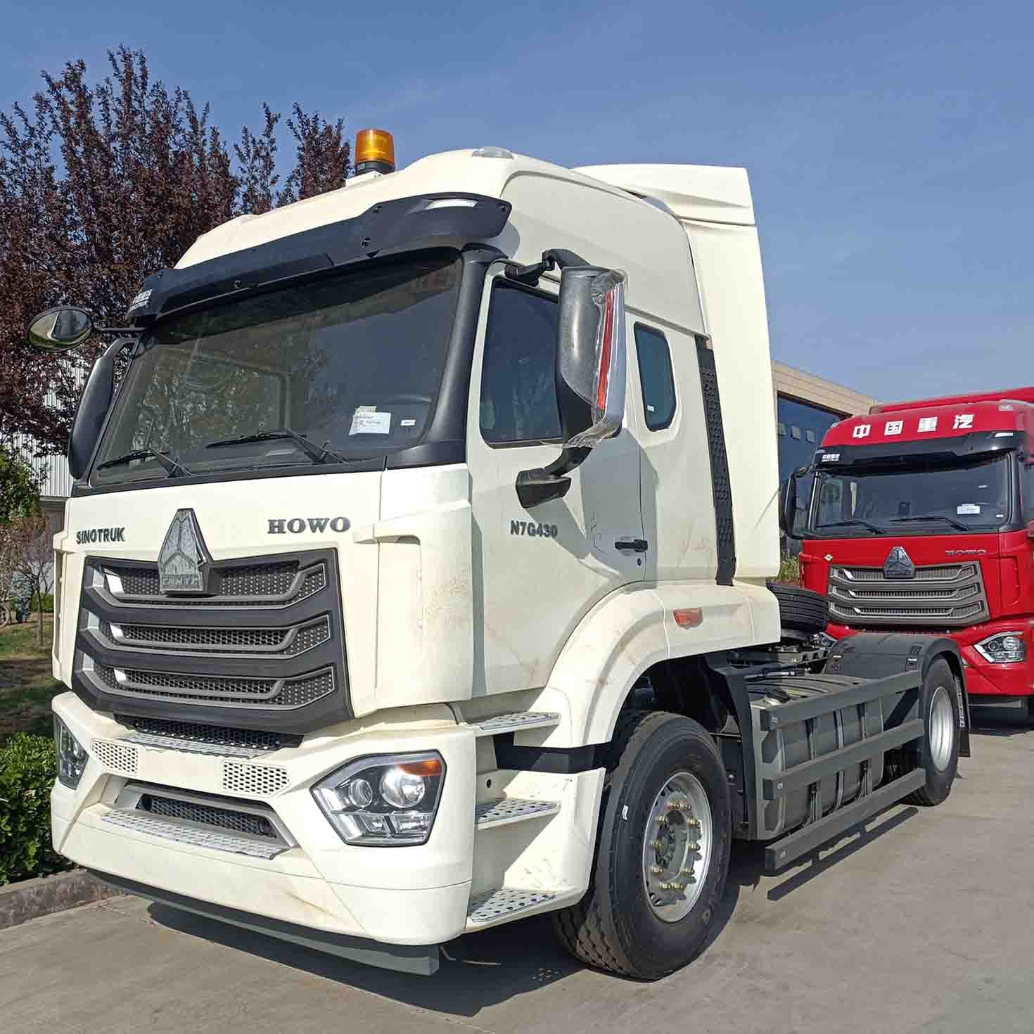 Қолданылған Sinotruk Howo 4x2 NX трактор бас жүк көлігі